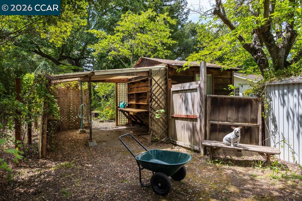 Property photo 28
