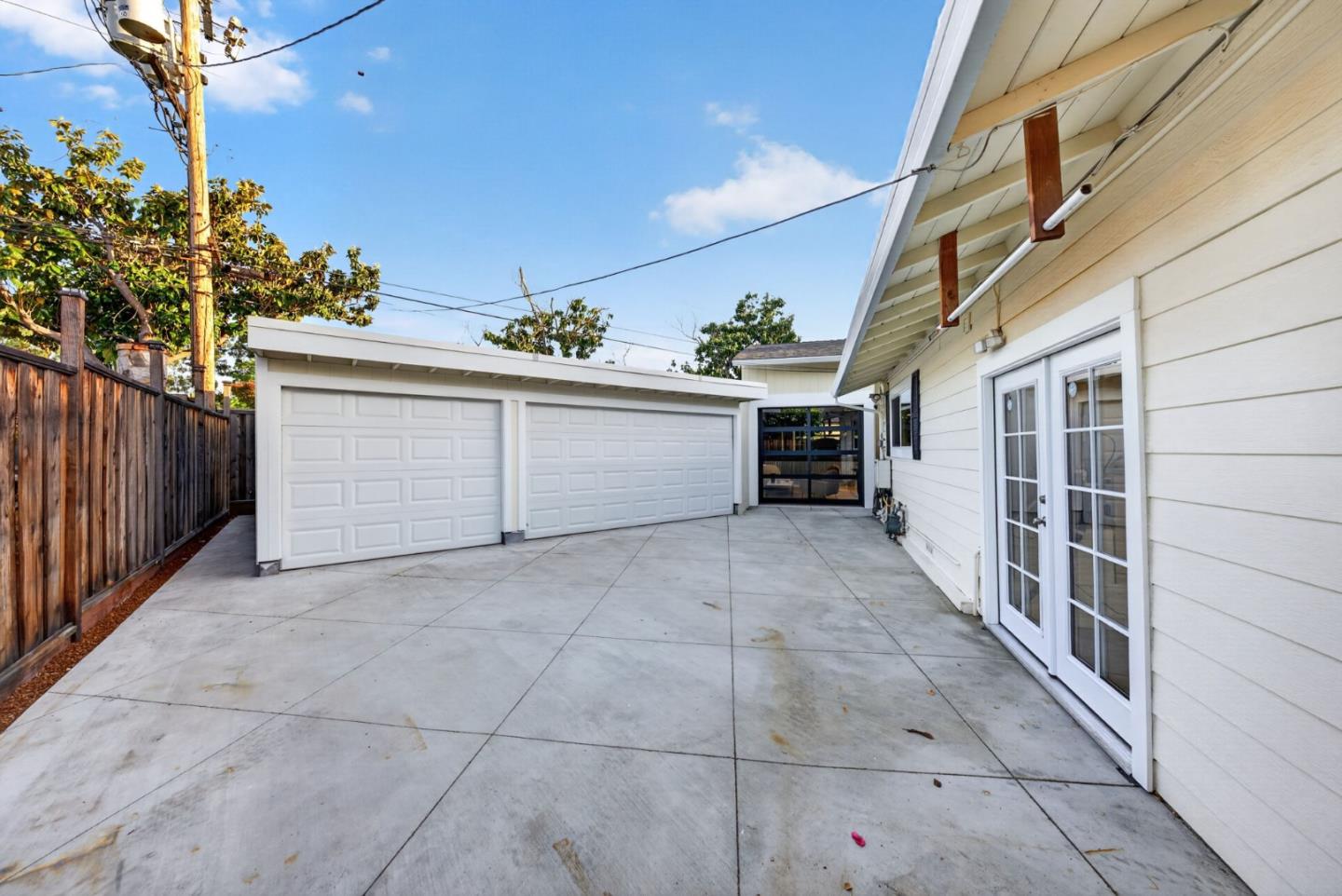 Property photo 44