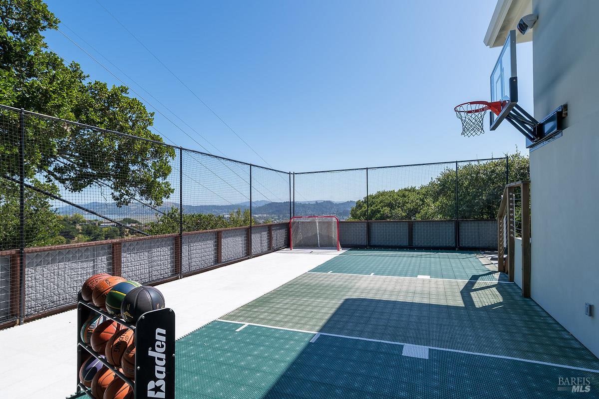 Property photo 40