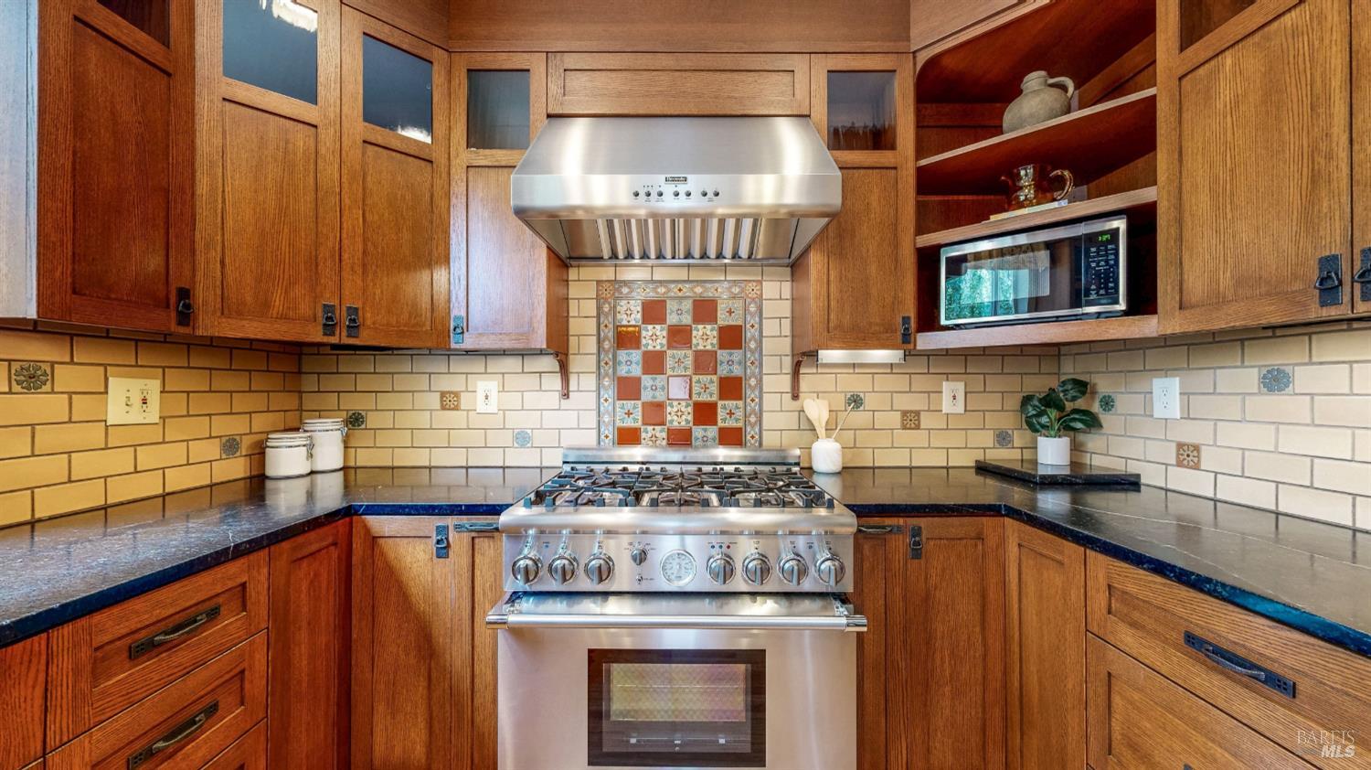 Property photo 31