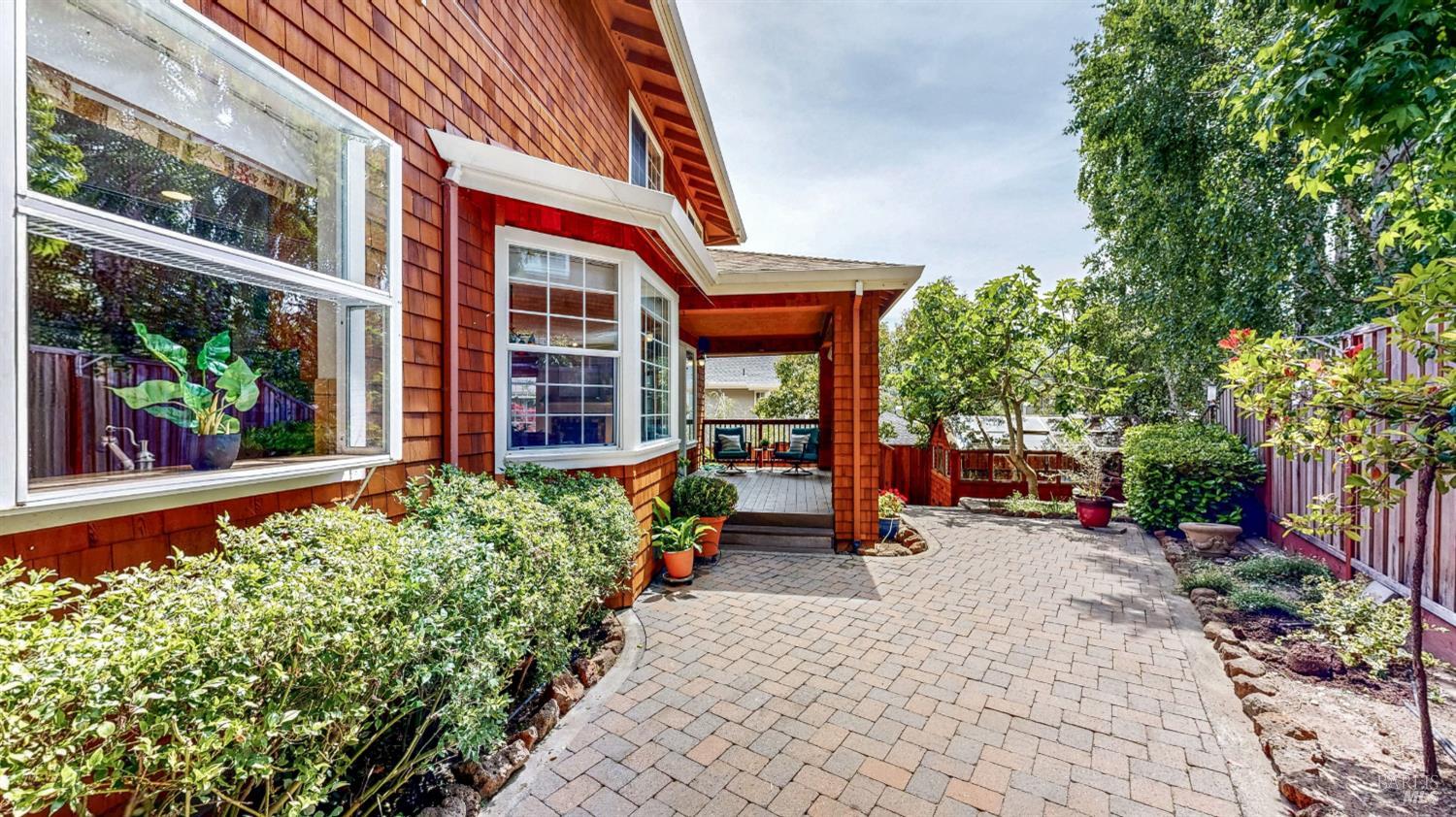 Property photo 35