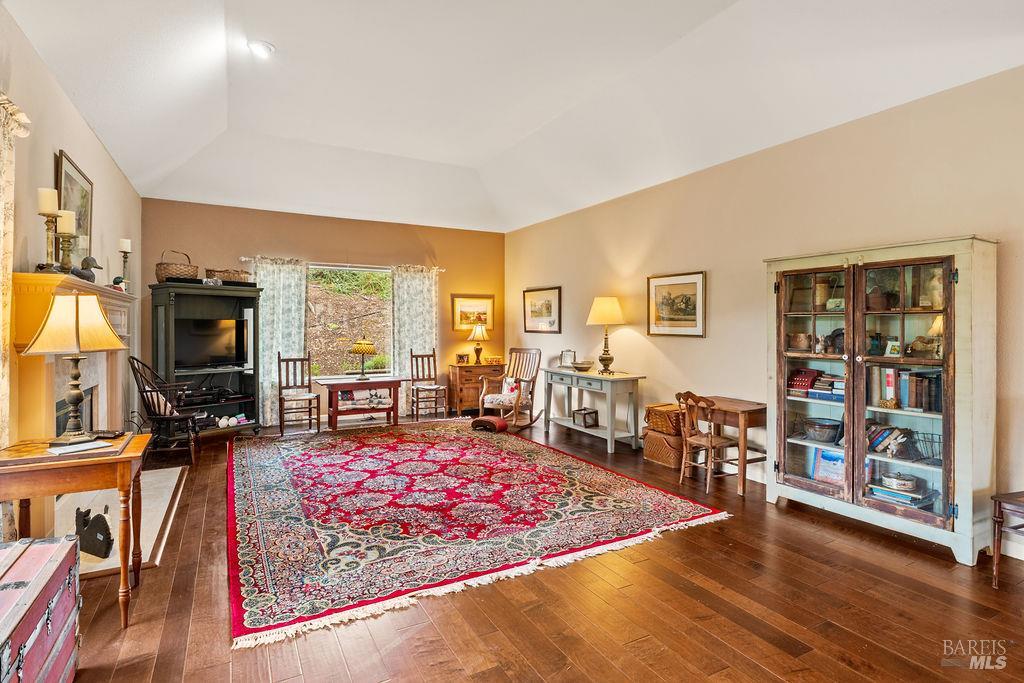 Property photo 28