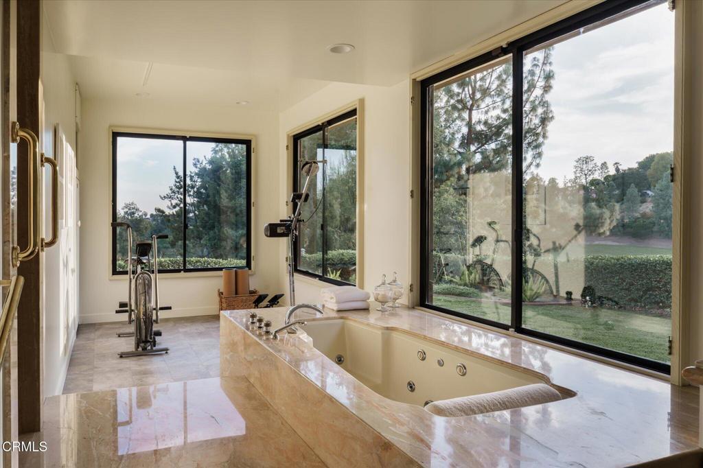 Property photo 42