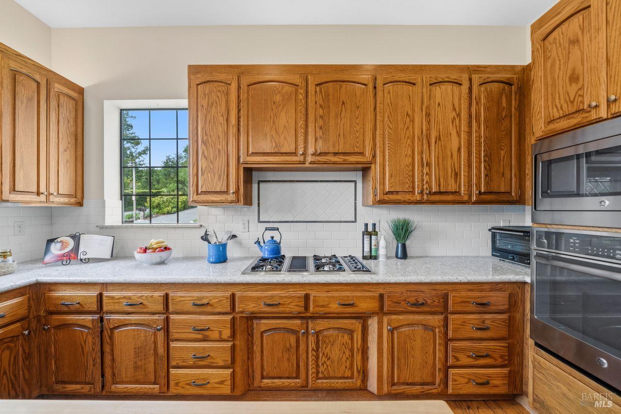 Property photo 35