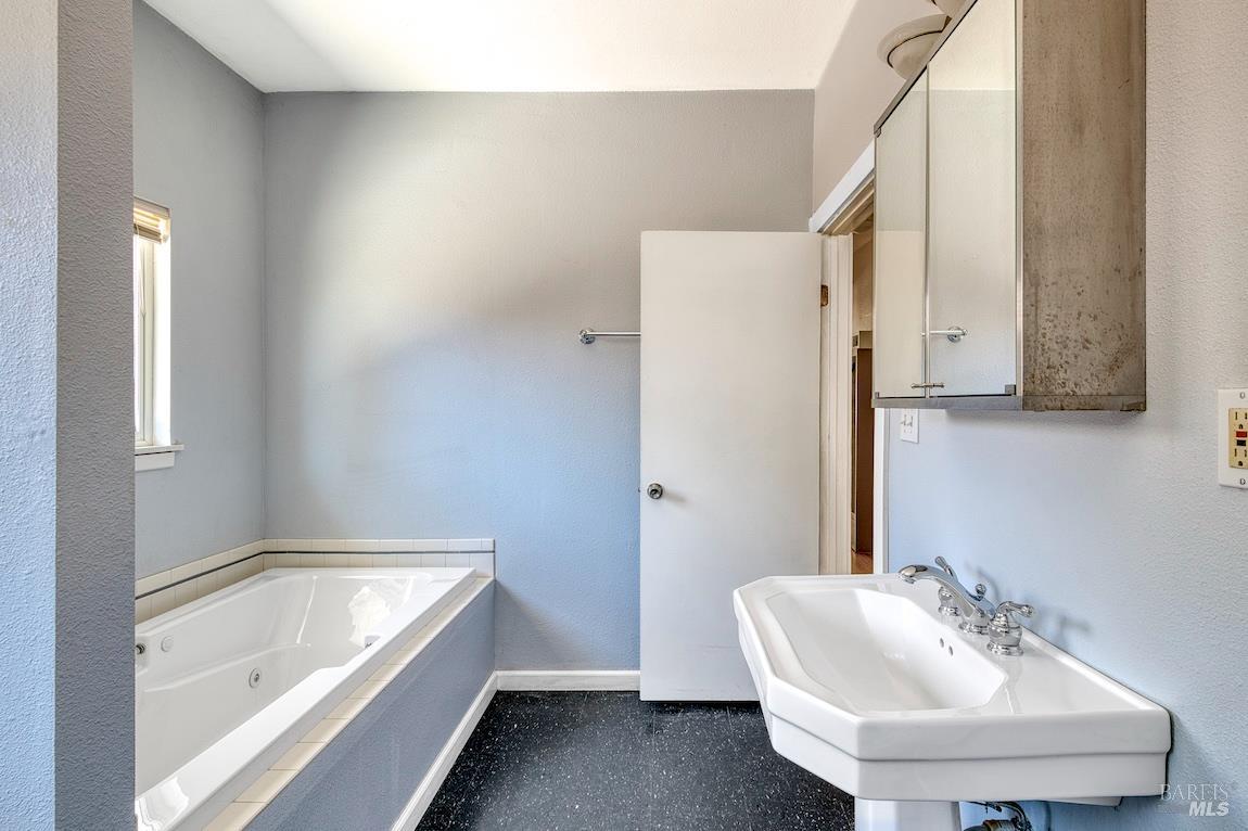 Property photo 27