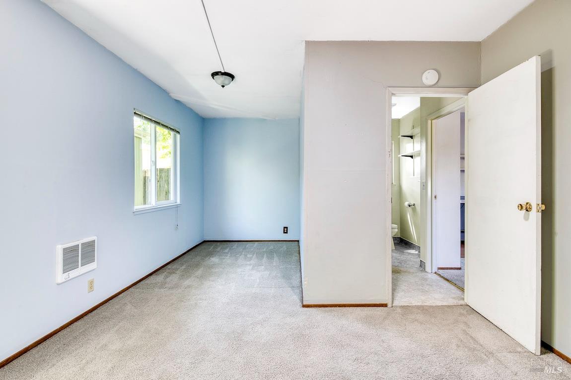 Property photo 40