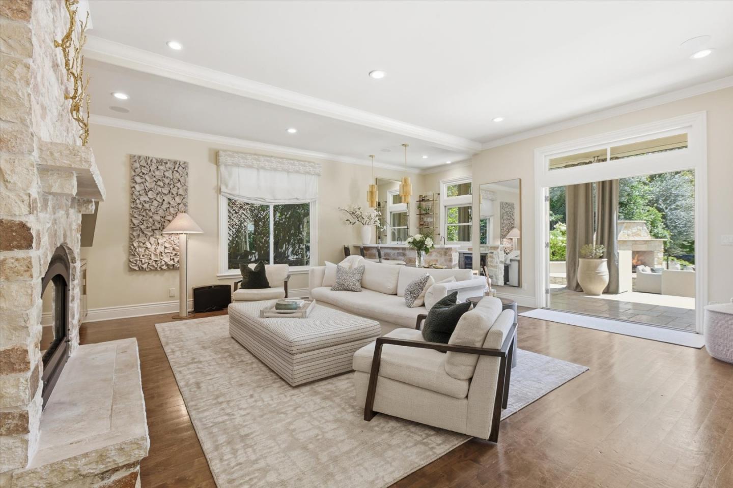 Property photo 28