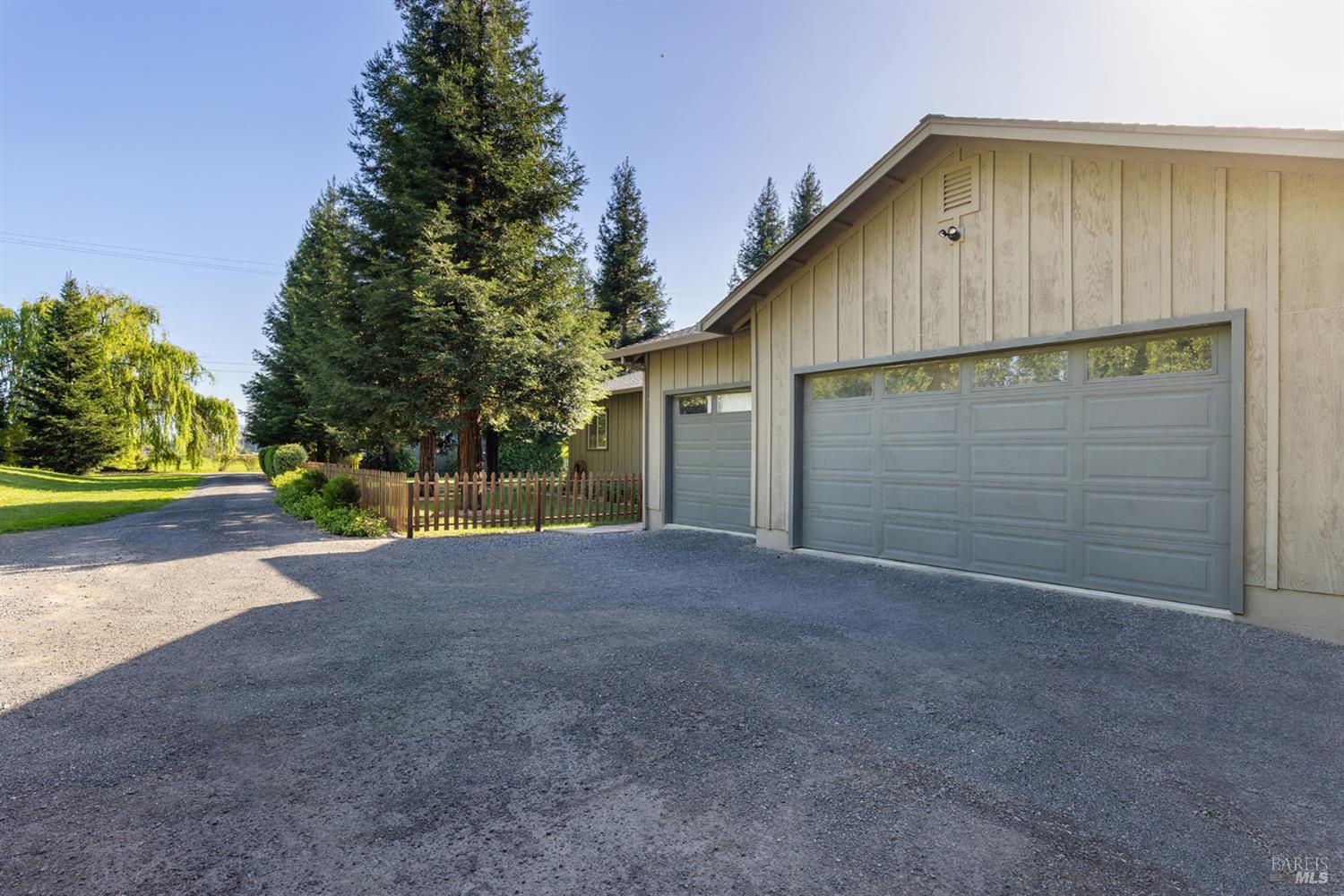 Property photo 44