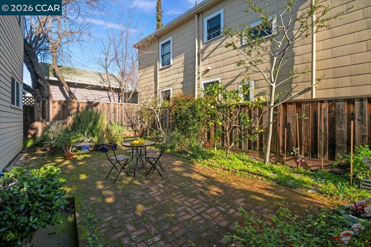 Property photo 28