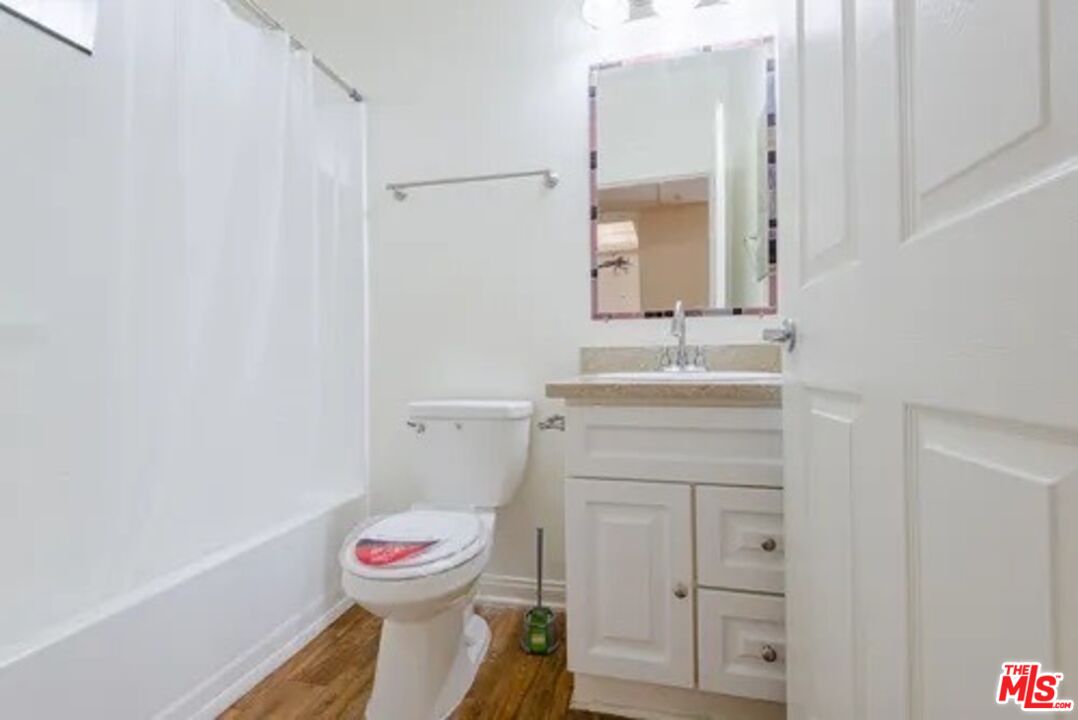 Property photo 44