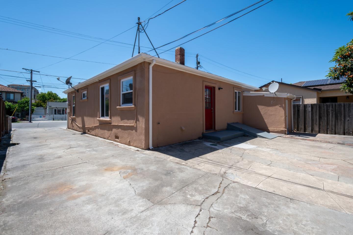 Property photo 37