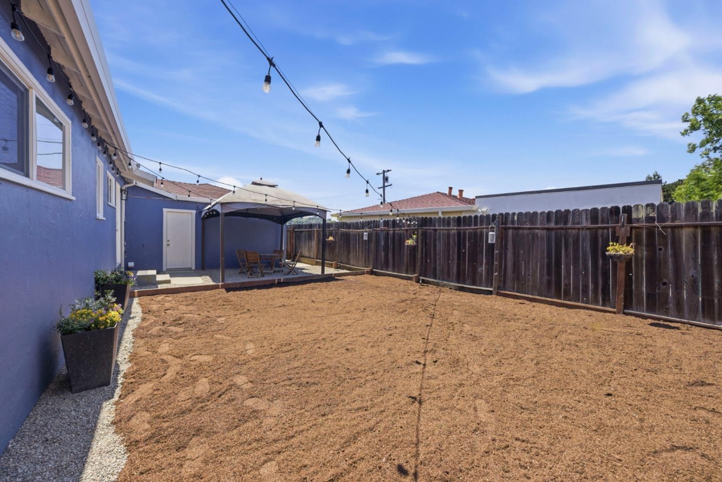 Property photo 44