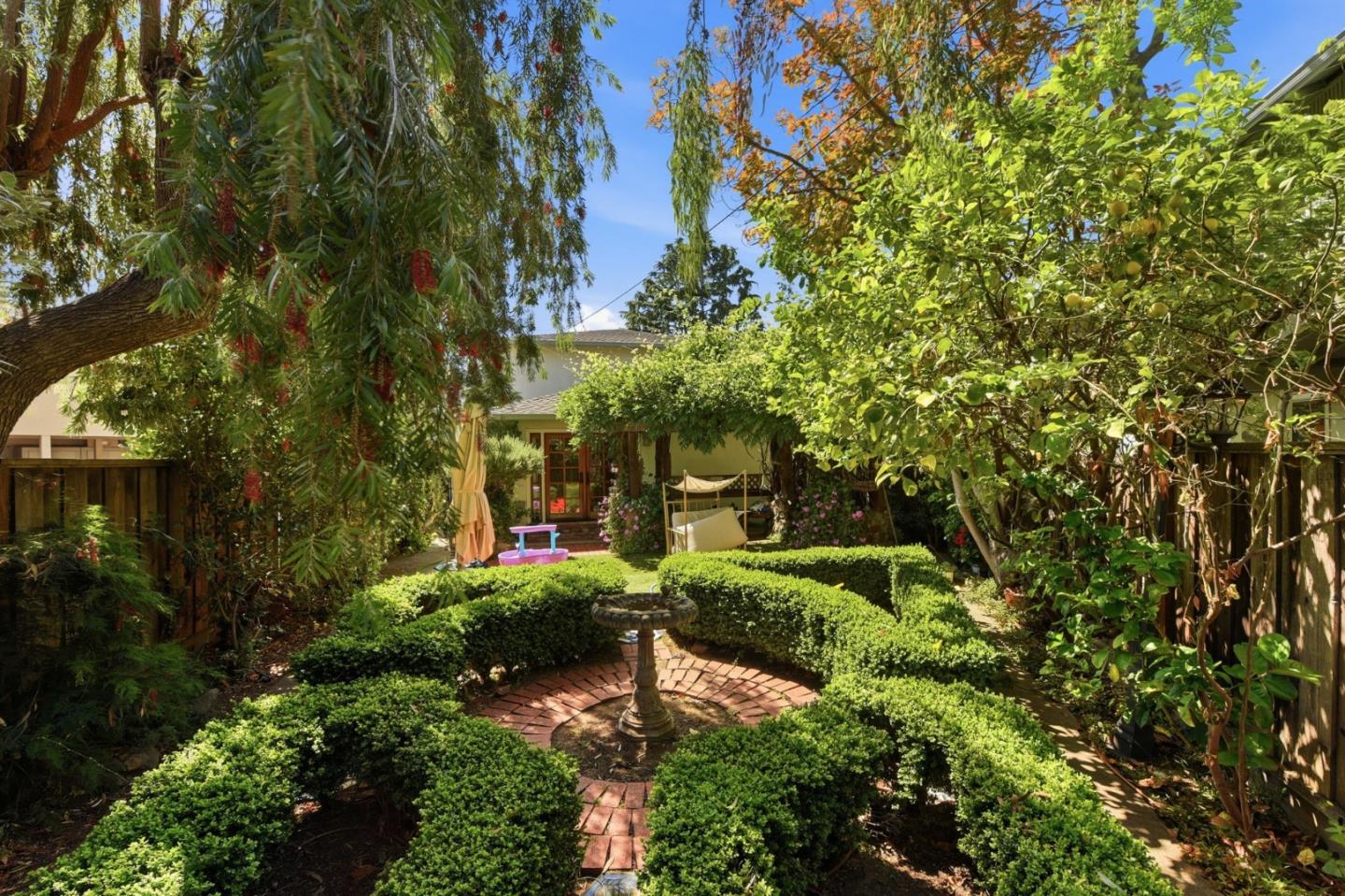Property photo 32