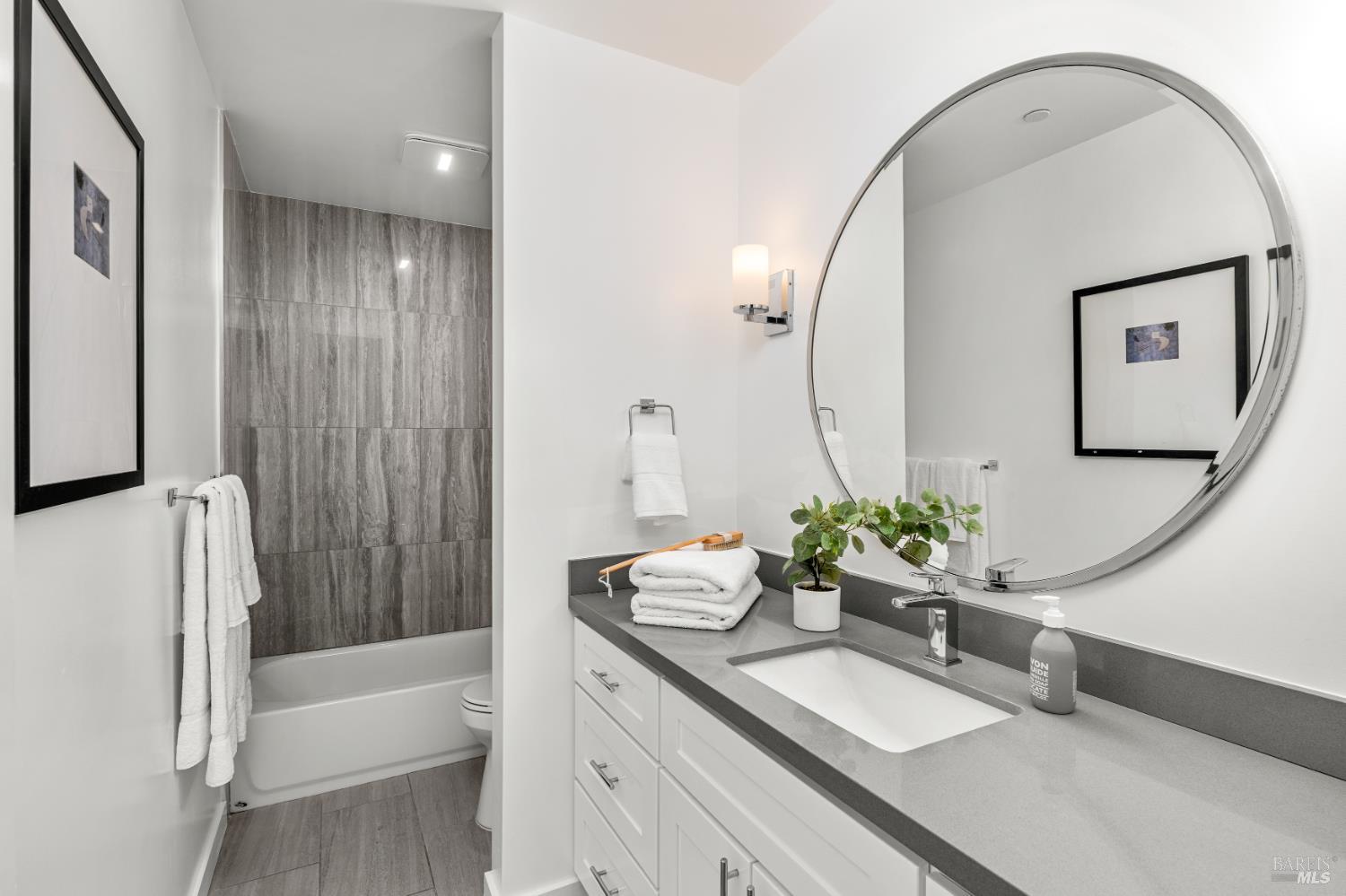 Property photo 50