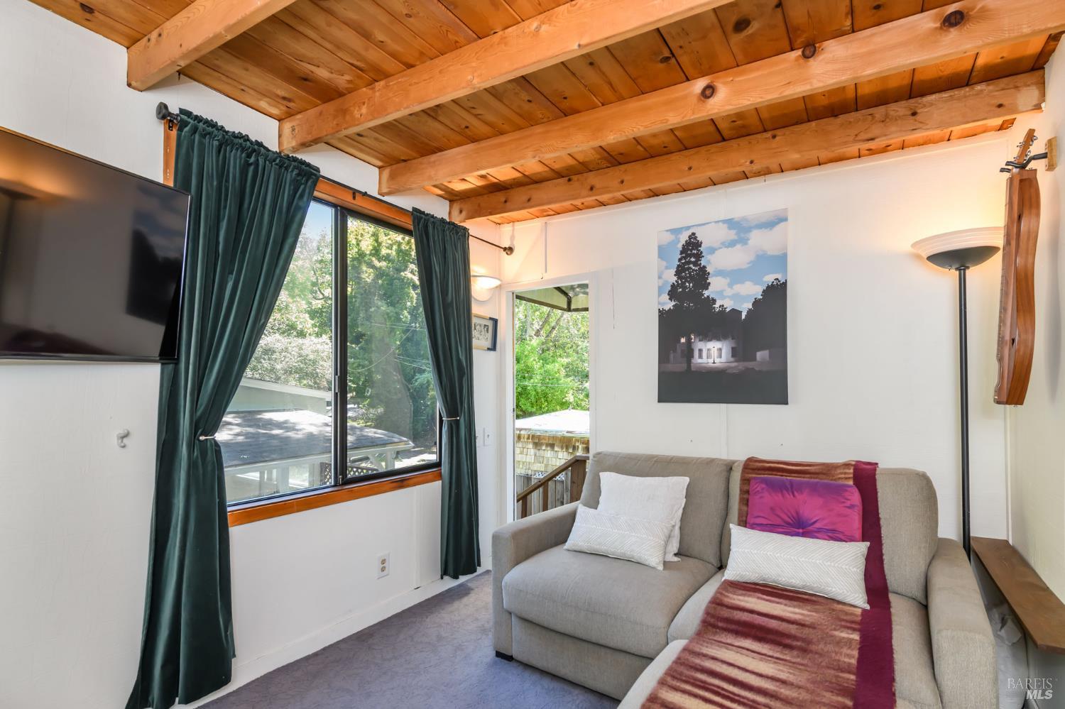 Property photo 44