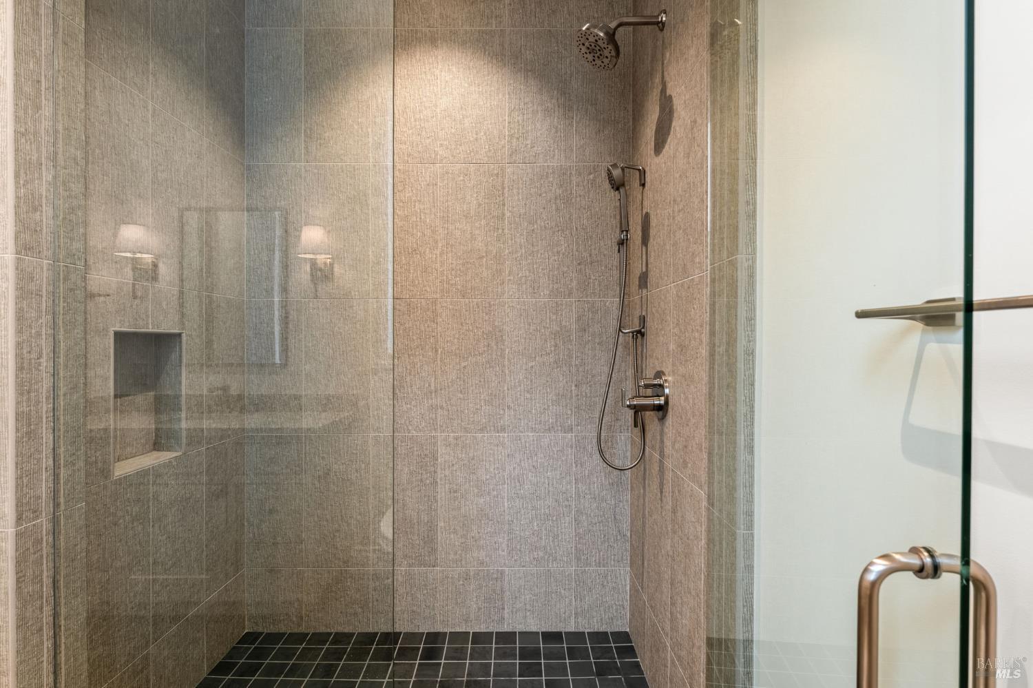 Property photo 50