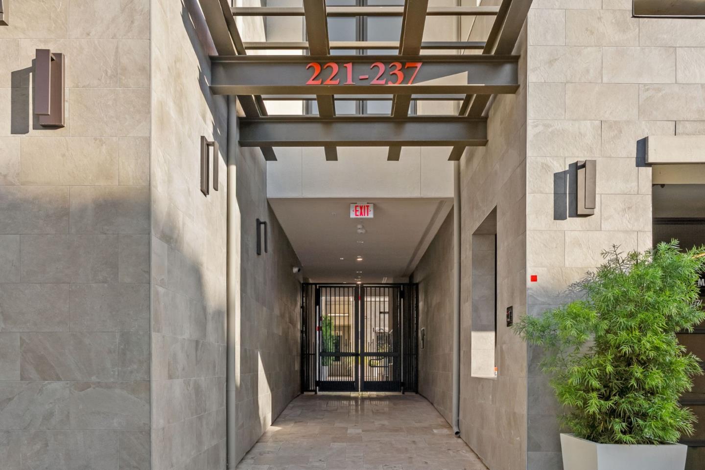 Property photo 37
