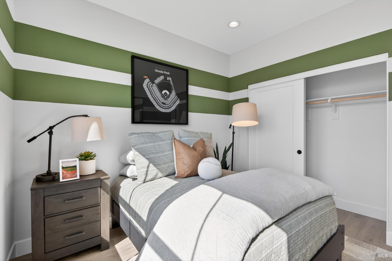 Property photo 33