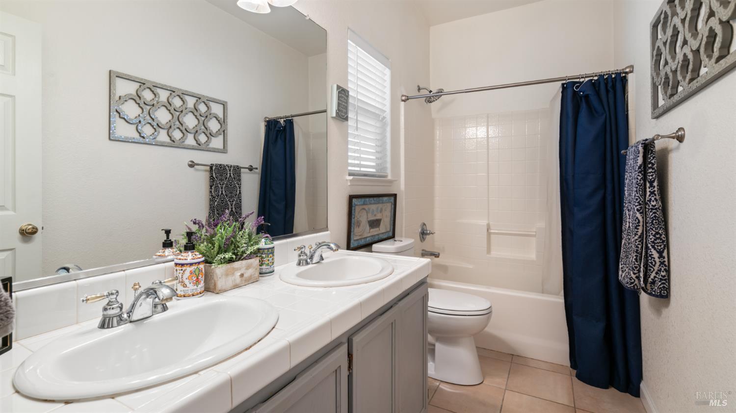 Property photo 28