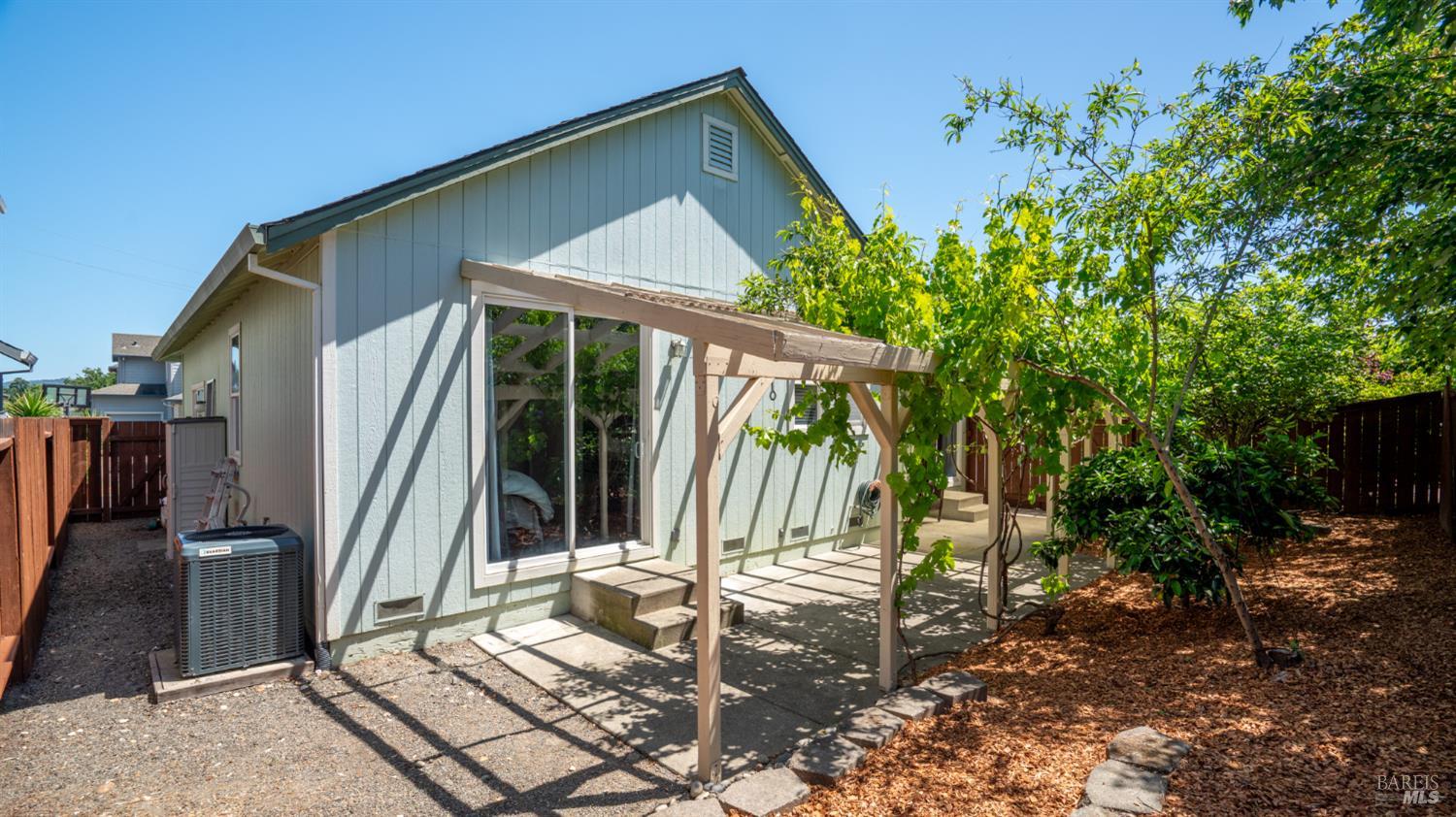 Property photo 35