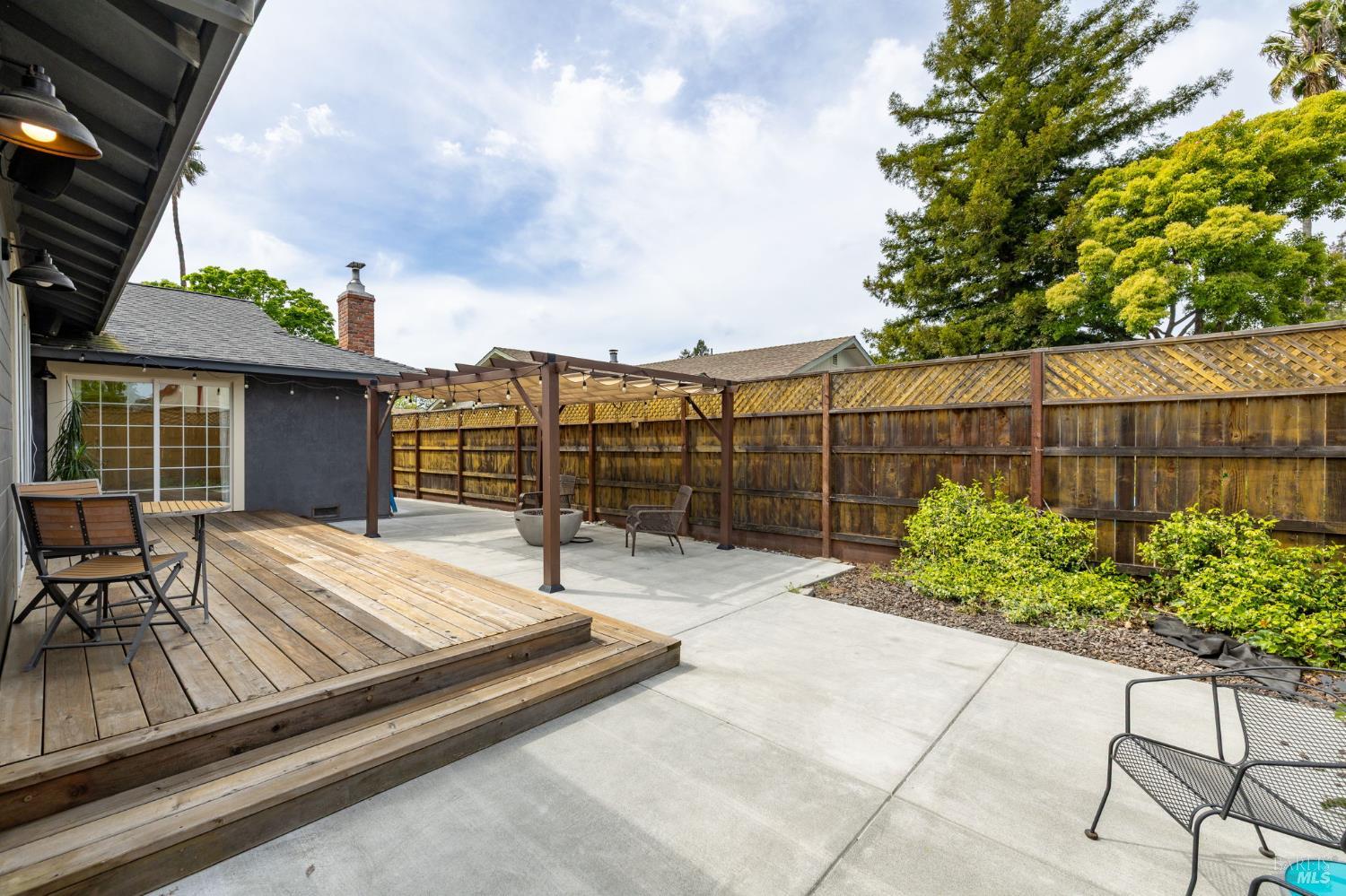 Property photo 44