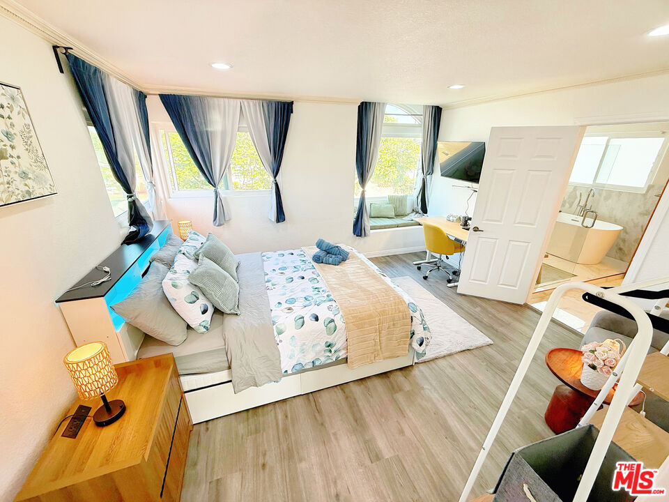 Property photo 42