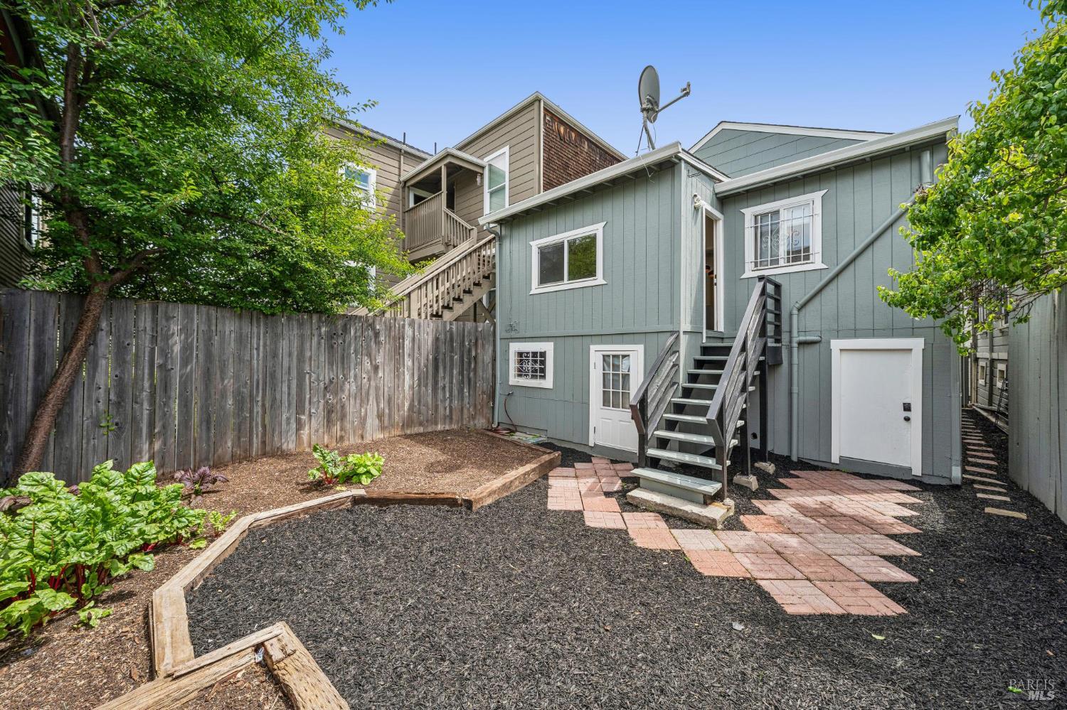 Property photo 37