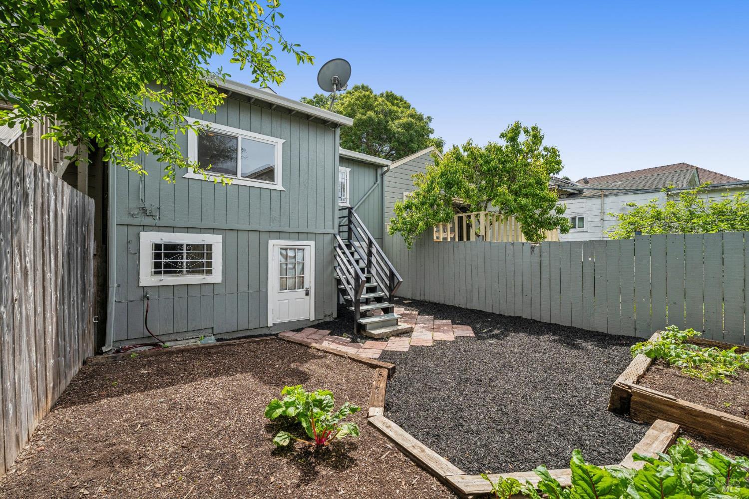 Property photo 38