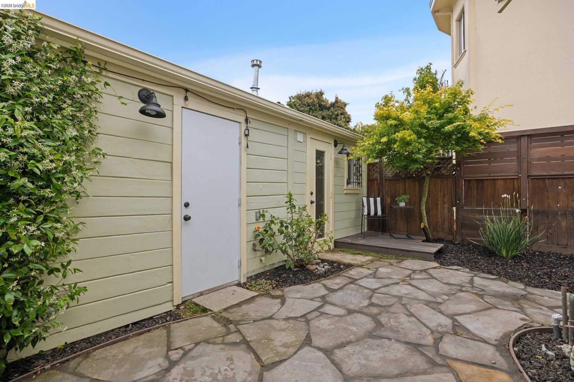 Property photo 32