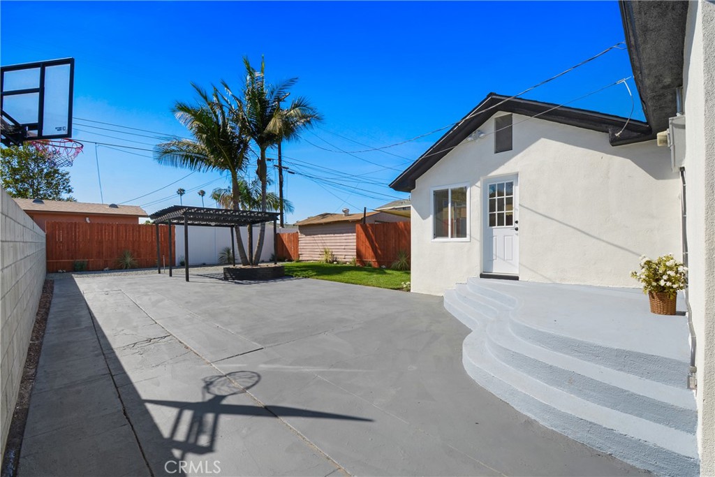 Property photo 33