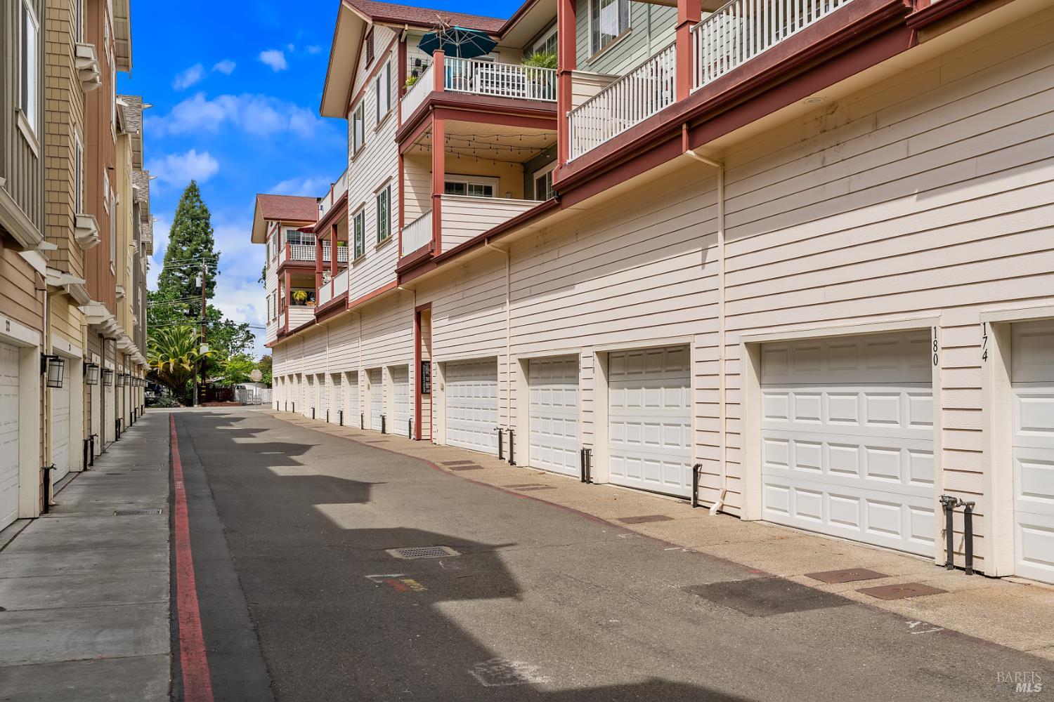 Property photo 34