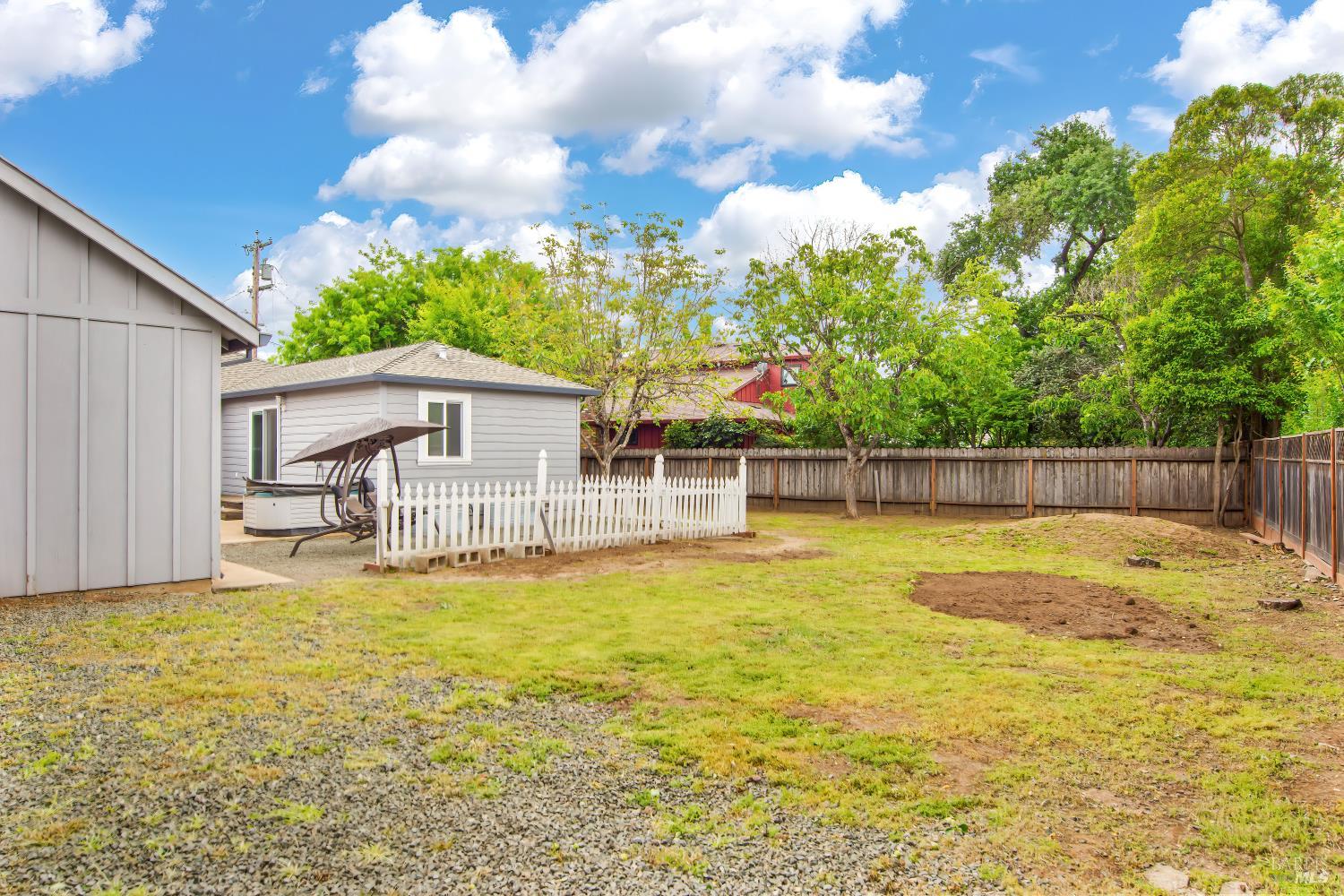 Property photo 30
