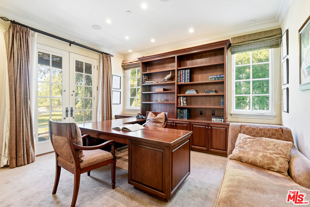 Property photo 24