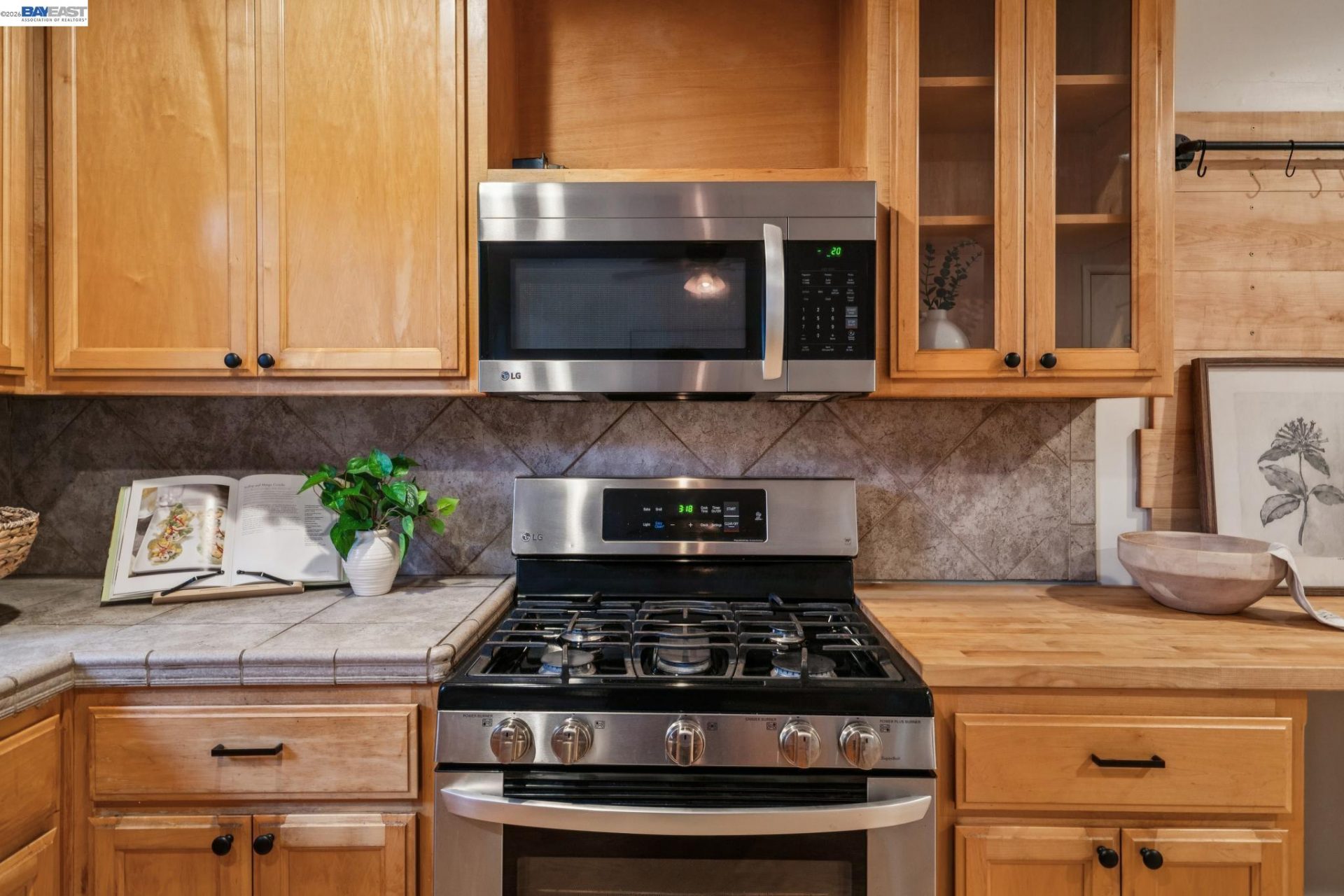 Property photo 31