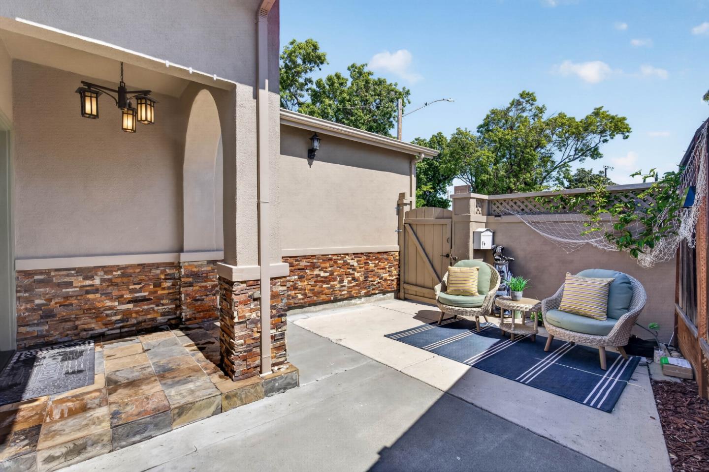 Property photo 35