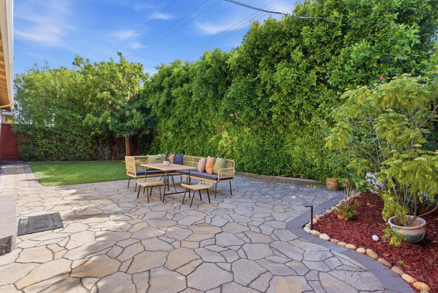 Property photo 37