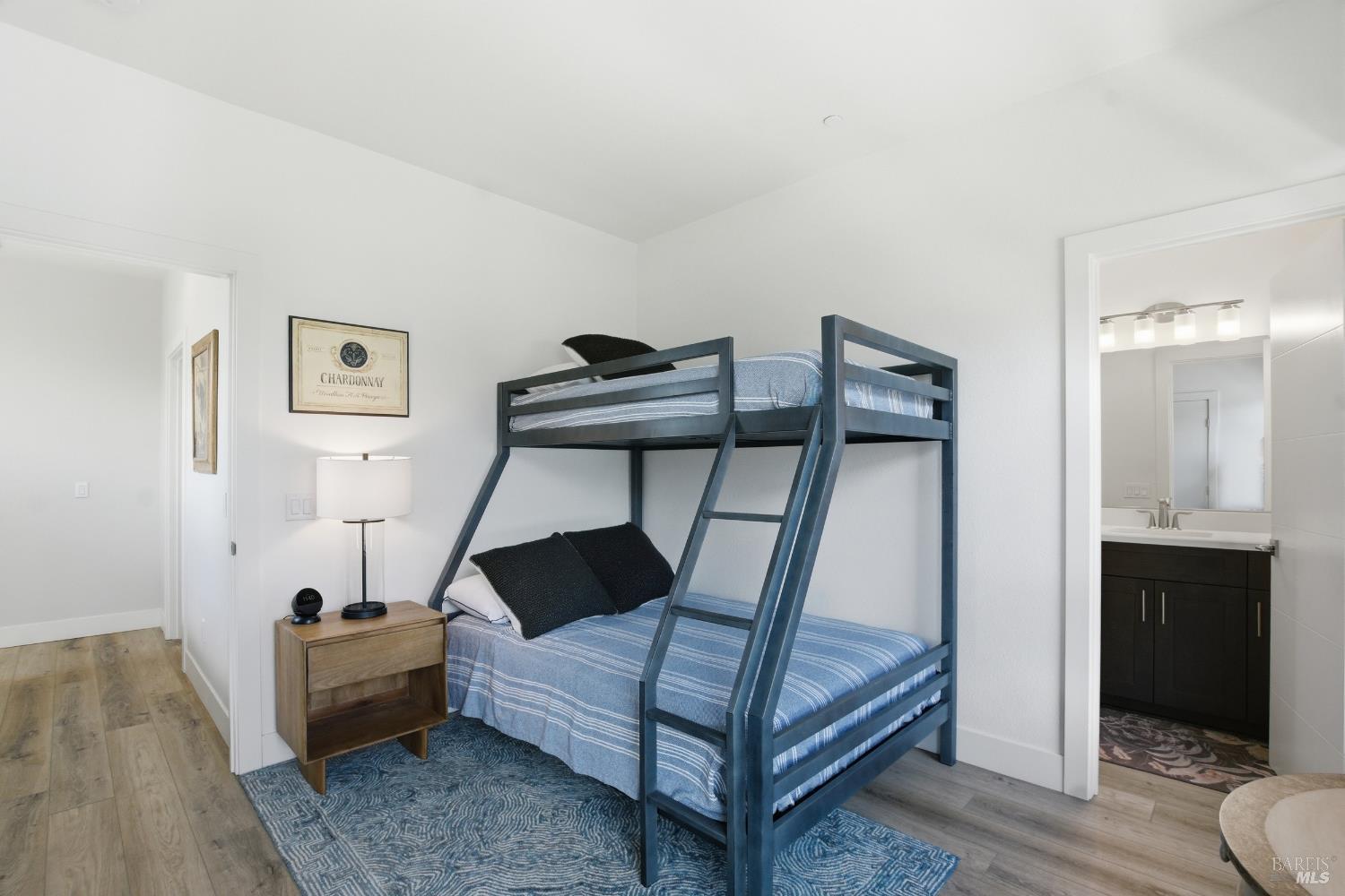 Property photo 31
