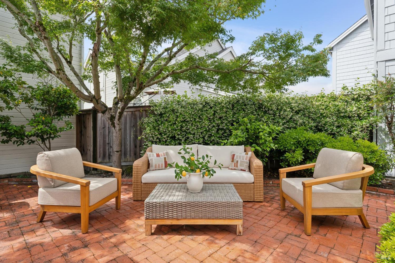 Property photo 25