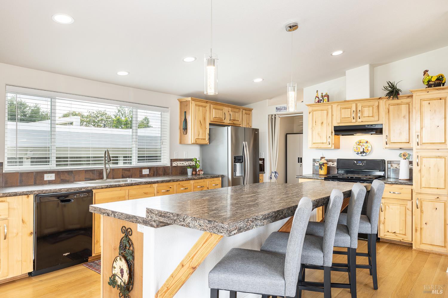 Property photo 24