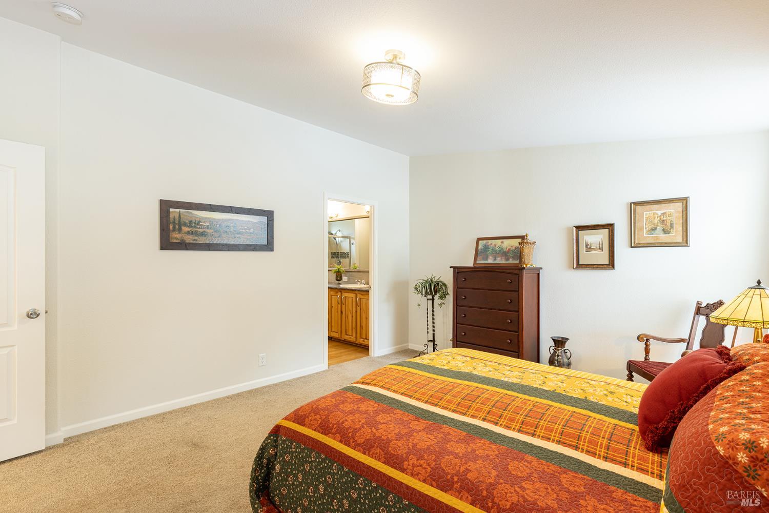 Property photo 33