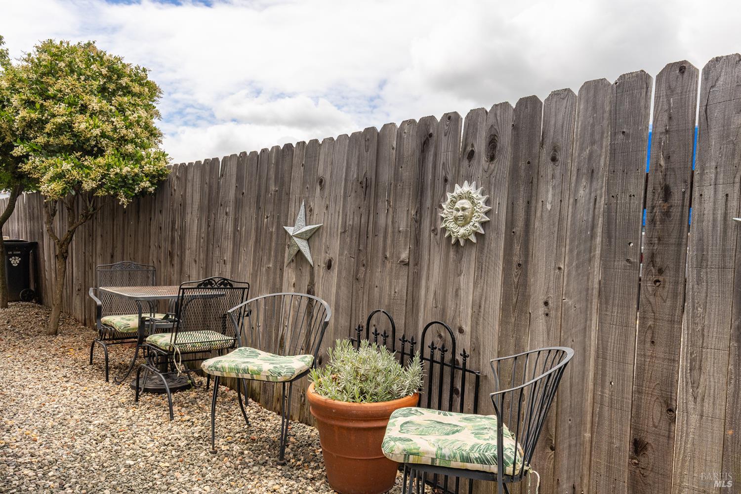 Property photo 43