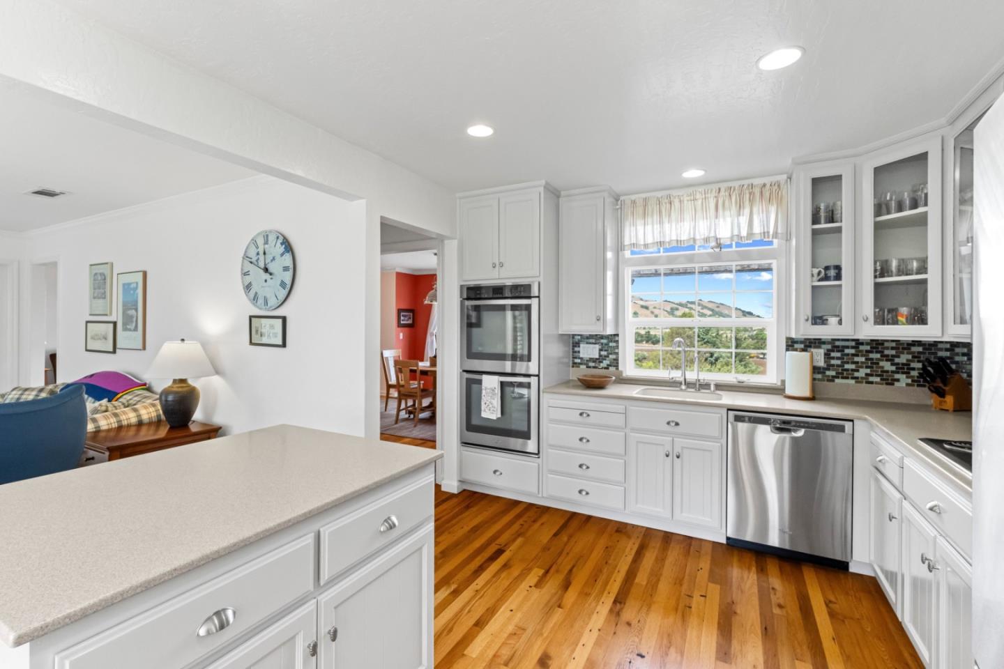Property photo 32