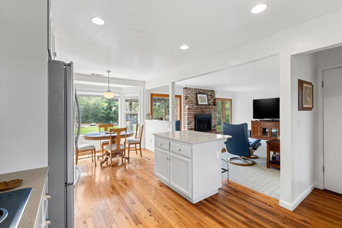 Property photo 35