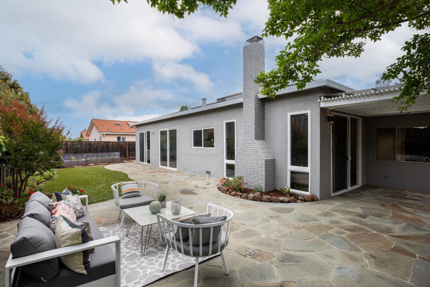 Property photo 44