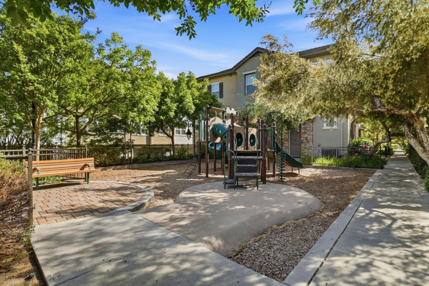 Property photo 46