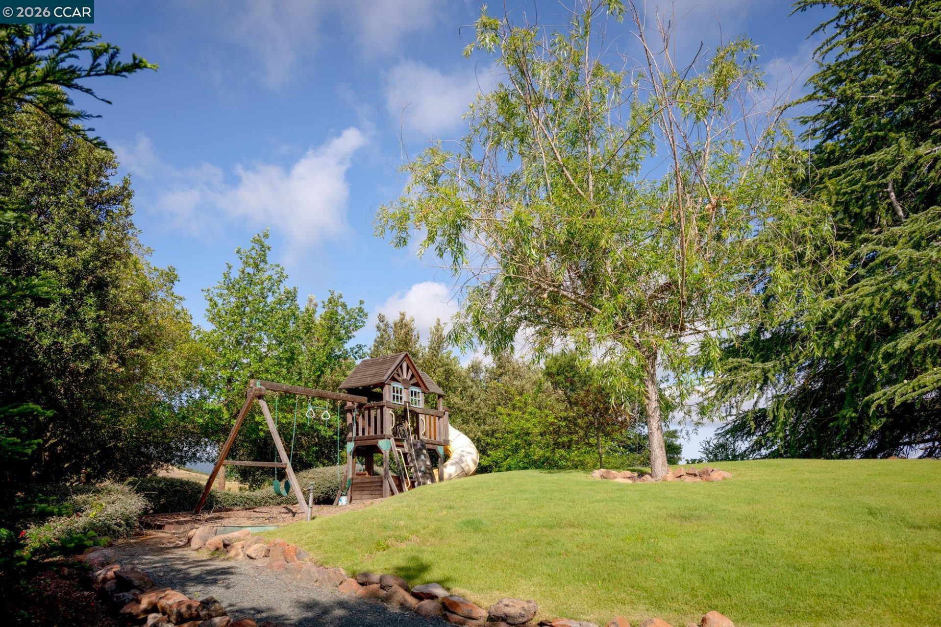 Property photo 33
