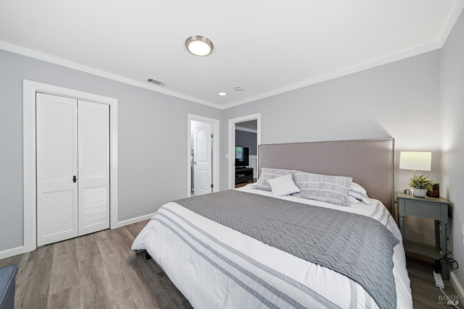 Property photo 42