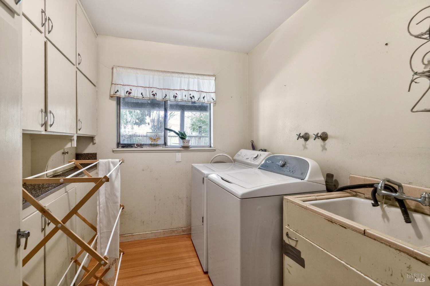 Property photo 33