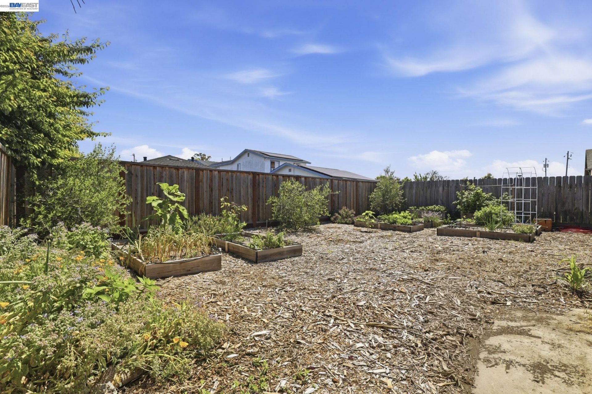 Property photo 33
