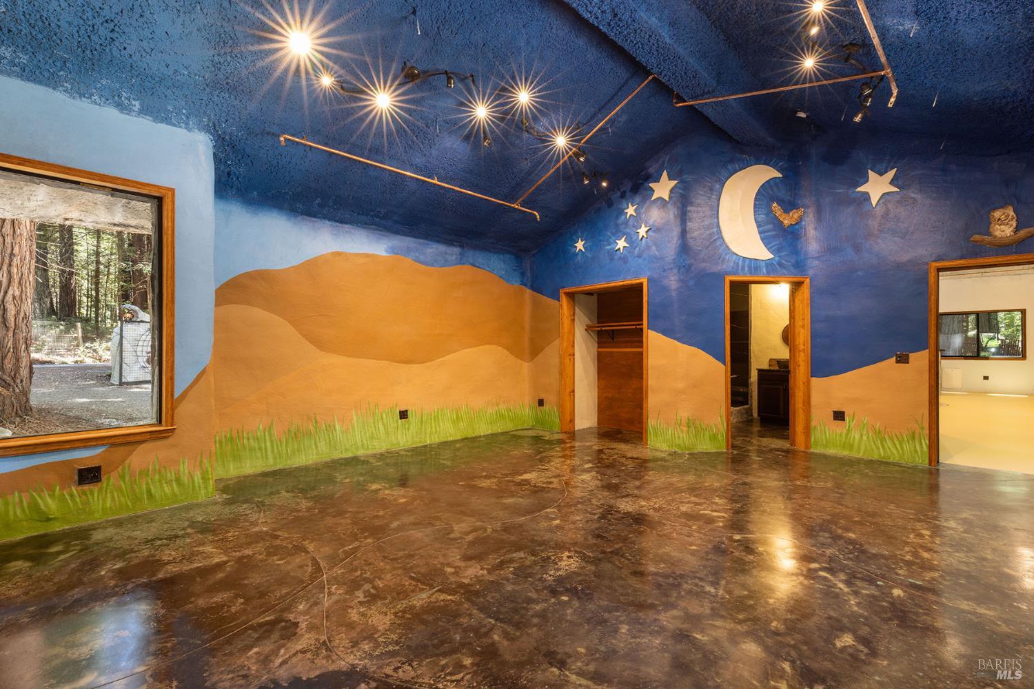 Property photo 34